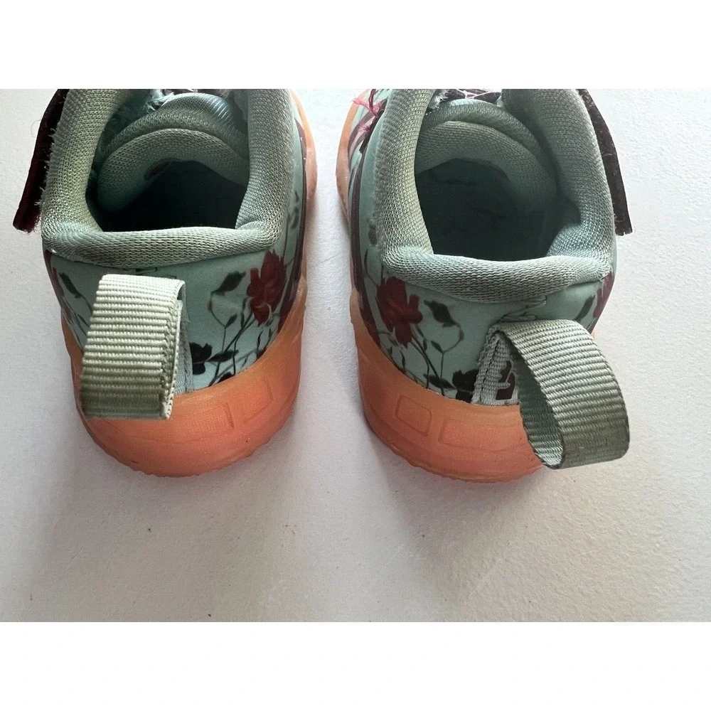 Nike LeBron 18 Toddler Girls 6C Teal Burgundy Floral Basketball Shoes DN4272-400